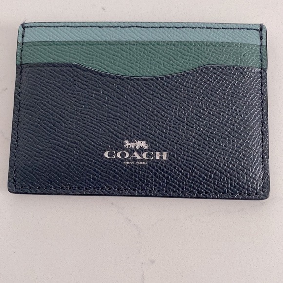 BN Coach Cardholder - Picture 4 of 5